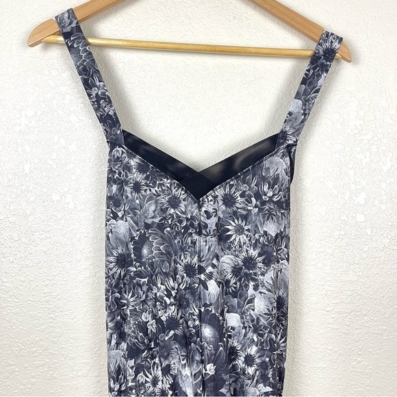 Lululemon The Runsie Flowabunga Black Angel Wing/Black Size 6 Women - Picture 3 of 16